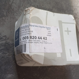 A0058204442 Электромотор отопителя Mercedes-Benz Actros